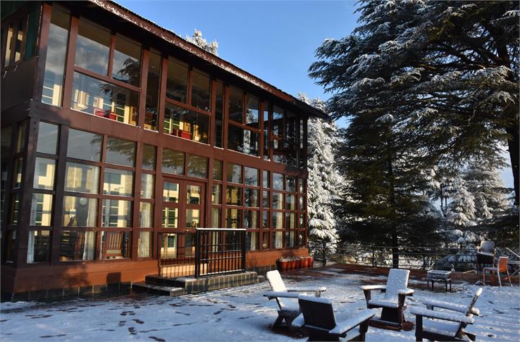 hotels in khajjiar